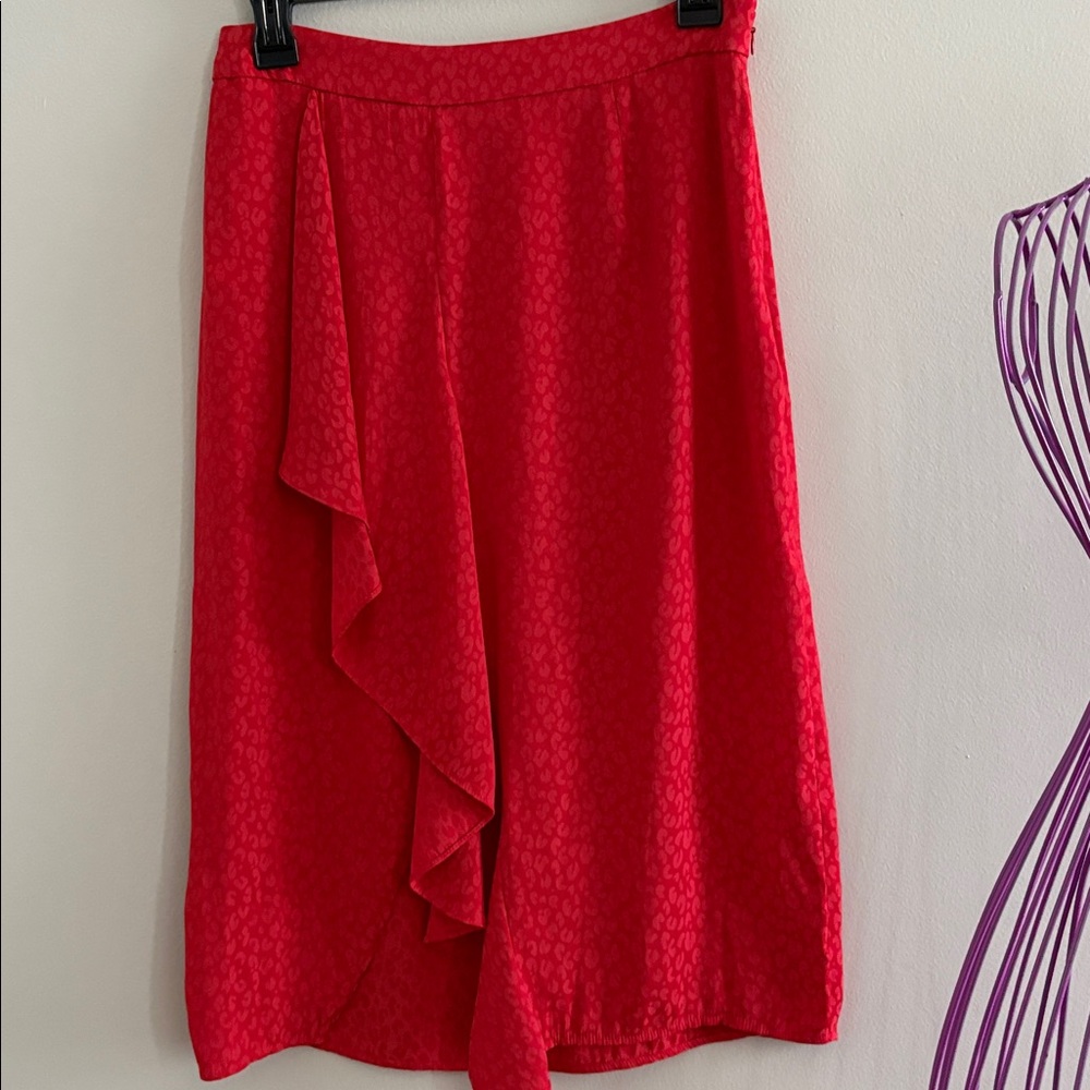 1. State Vibrant Red Leopard Patterned Skirt